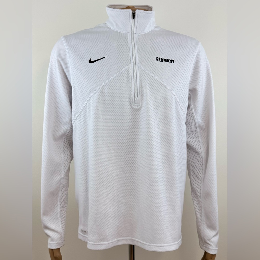 Nike Dri-Fit Training Long Sleeve Sweatshirt, 1/4 Zip Pullover, Size L (Germany)